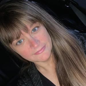 Meet your Posher, Christy